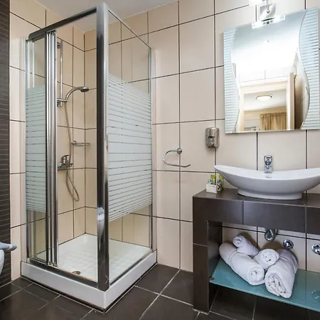 شقة Aventura بوتوس